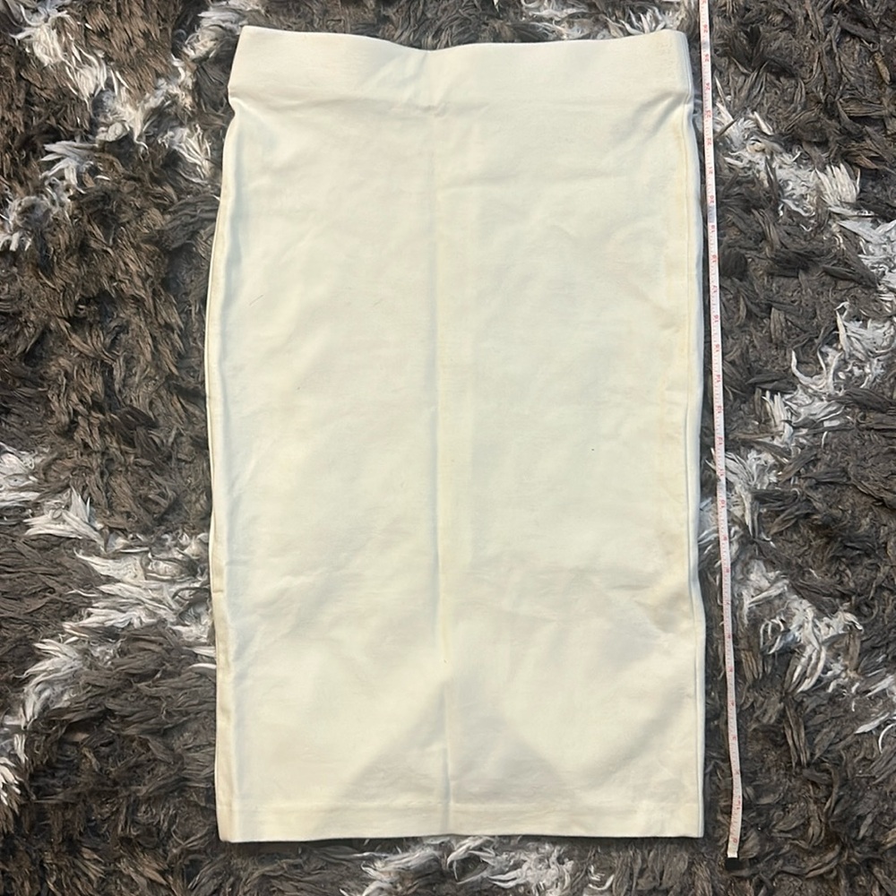 Eci white stretch pencil skirt size small never worn
